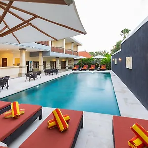 Kubu Petitenget Seminyak